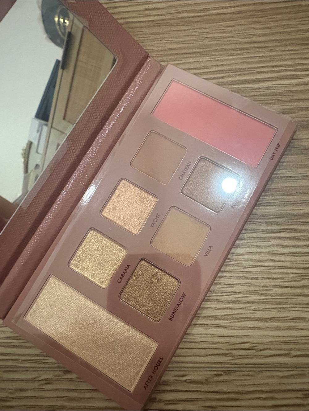 Wander Beauty Rose-Peach Eyeshadow Palette - Picture 2 of 2